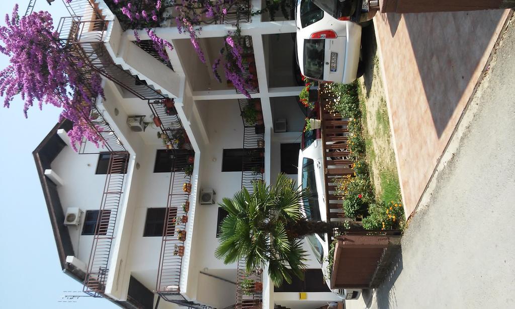 Apartmani Dado Улцинь Экстерьер фото