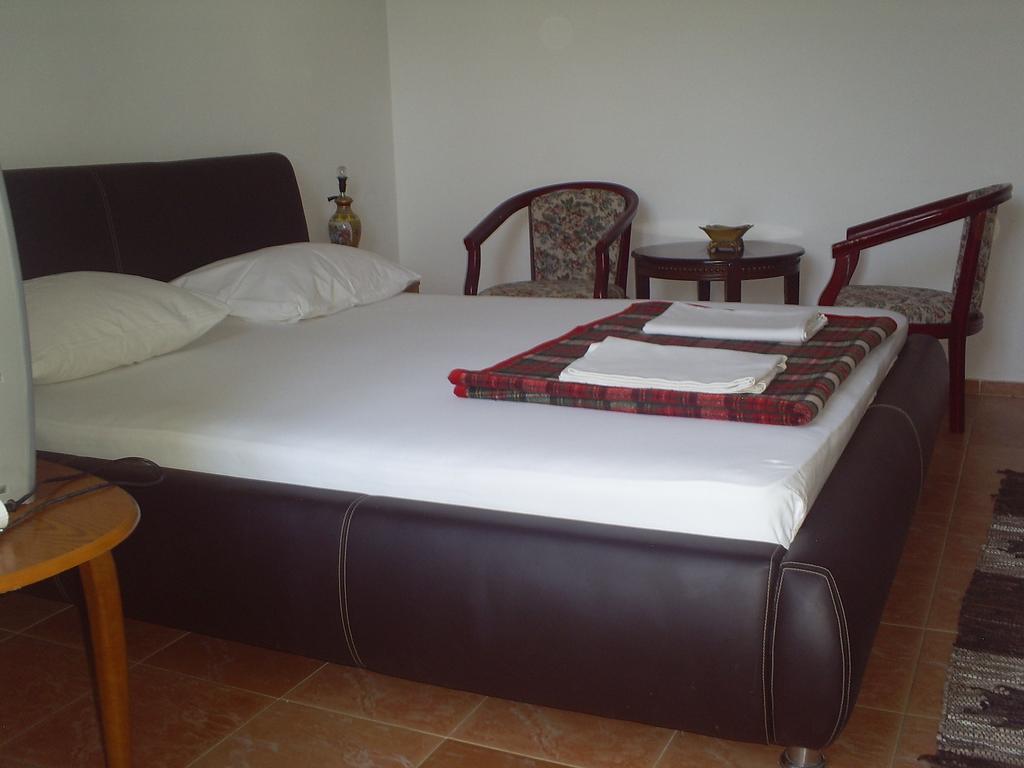 Apartmani Dado Улцинь Экстерьер фото