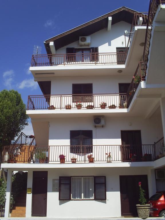 Apartmani Dado Улцинь Экстерьер фото