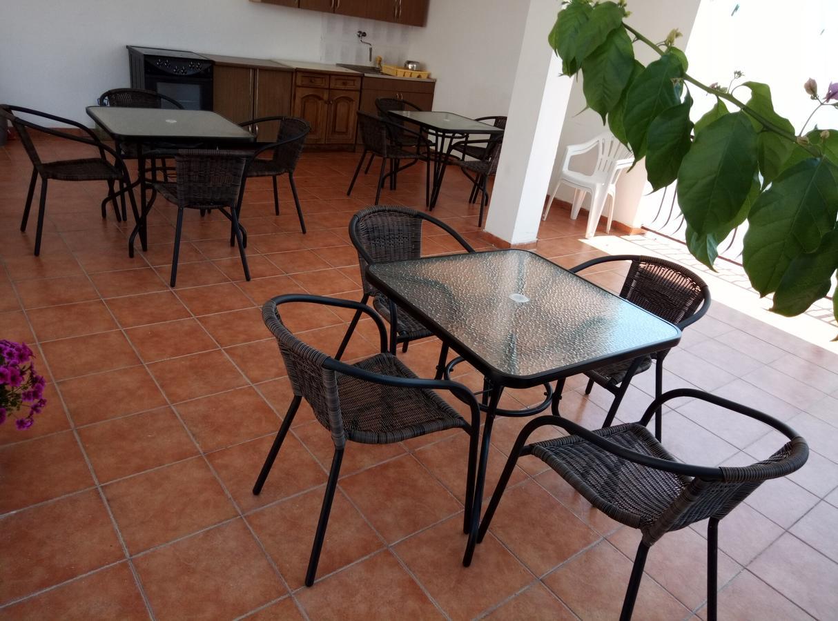 Apartmani Dado Улцинь Экстерьер фото
